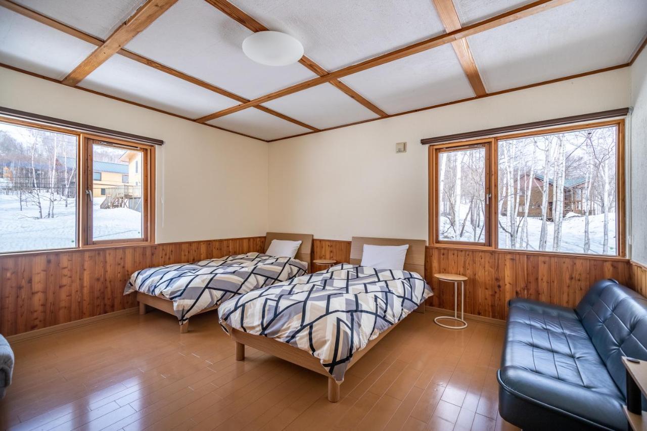 Matsu House With Air Conditioner - 5 Min To Rusutsu Ski Resort Русуцу Екстер'єр фото